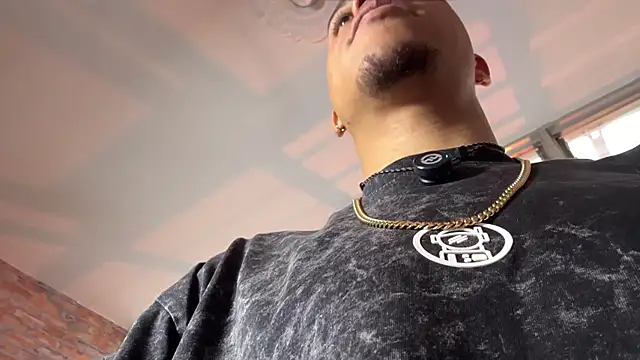 Chat XXX en directo de AlphaMasterXxx