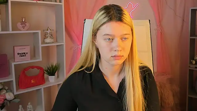 CelestineMauriac élő XXX-chatje