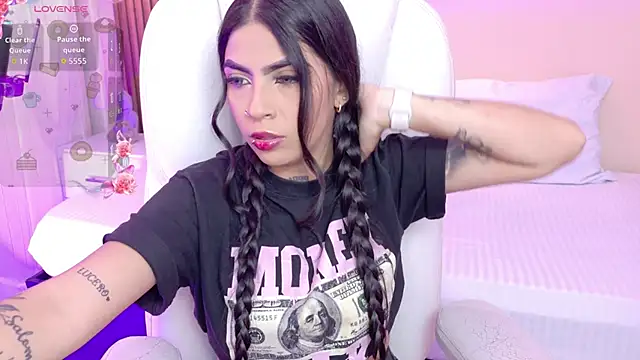 Hanna_TylorのライブXXXチャット