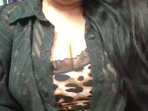 shikha111's Live XXX Chat