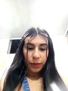 charlottte_wh Live XXX-chat