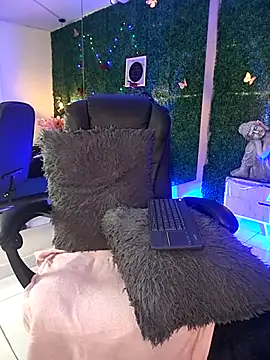 Chat +18 de Kiaraa88 ao vivo