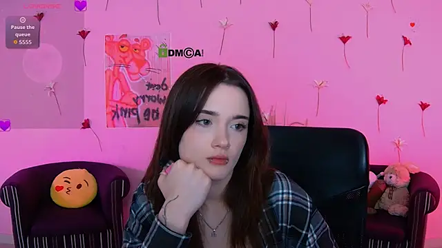 دردشة liana_kisses الجنسية المباشرة