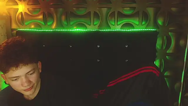 cruz_dante Pertunjukan Webcam