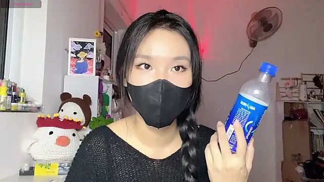 Czat XXX na żywo – Tieu-May