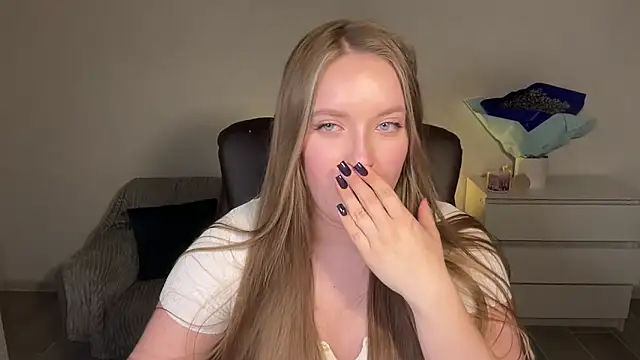 XXX chat uživo modela EvaMaddison