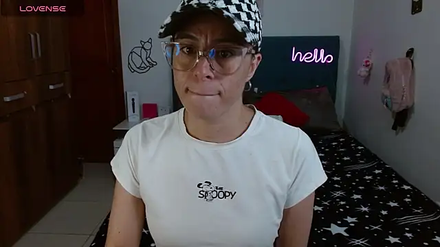 Chat XXX en directo de antonella_sweet33