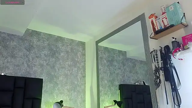 Chatroom XXX en direct de crystaldarliing