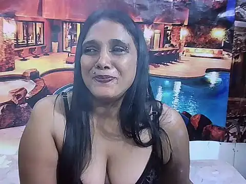 Chatroom XXX en direct de IndianSexyLady20