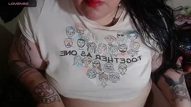 XXX chat uživo modela keiraston4u