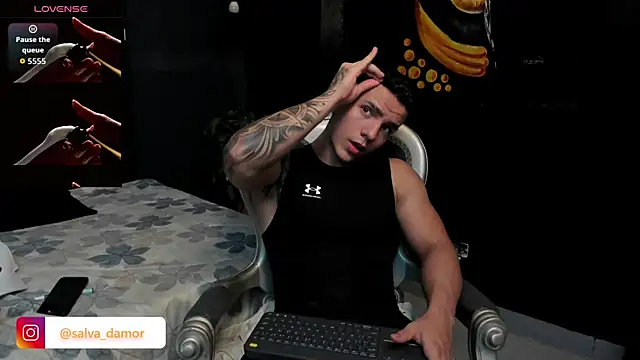 عرض كام SalvatoreDmore