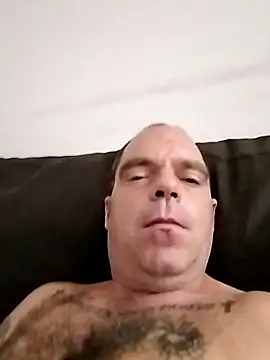 Mirkainvikta élő XXX-chatje