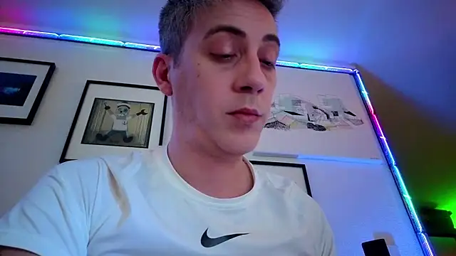 1Hugo1's Live XXX Chat