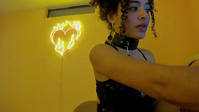 Keniia_rizz's Live XXX Chat