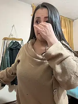 Chat +18 de latinfemale ao vivo