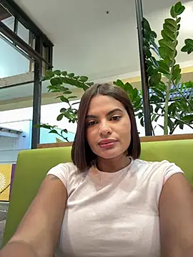 Irina_Velvett 现场XXX聊天