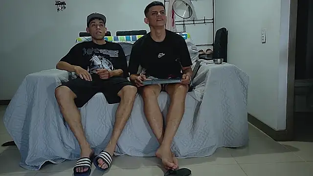 Party_Straight élő XXX-chatje