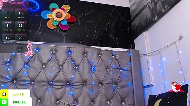 LAILAGUMMY Chat XXX in diretta