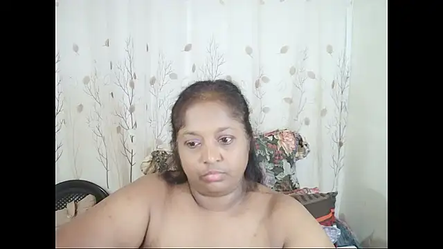 Chat XXX en directo de Indiantasha