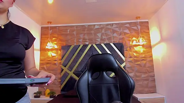 Emmaa_white_ 现场XXX聊天