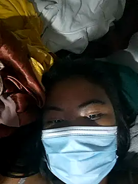 Artinah22's Live XXX Chat