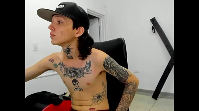 StraightBoy_Nick's Live XXX Chat