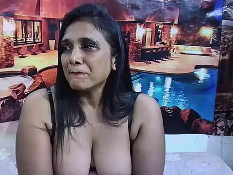 Chat +18 de IndianSexyLady20 ao vivo