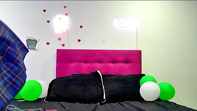 Ellie_Cute7 现场XXX聊天