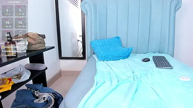 Cleopatra_Trans élő XXX-chatje