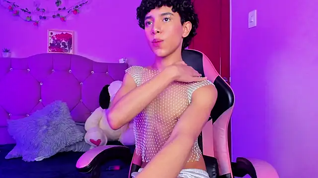 Show de webcam de artemis_jonnes_