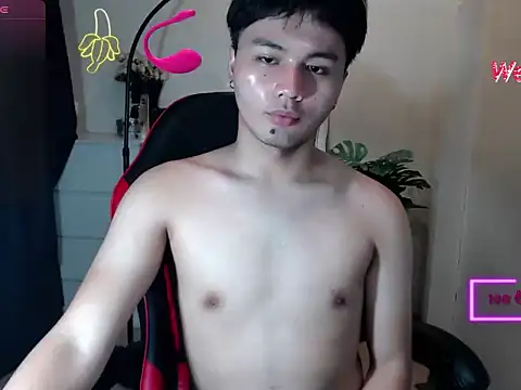 urasiantwink69 网络视讯表演