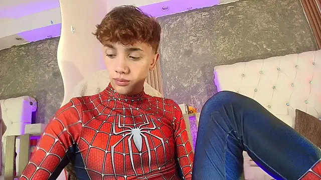 Tomy_Rox Adlı Modelin Web Kamerası Şovu