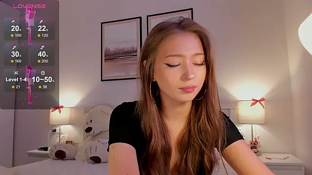 diana_nier's Live XXX Chat