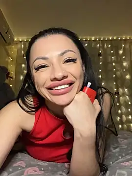 Show modela Layana_Ro na web-kameri