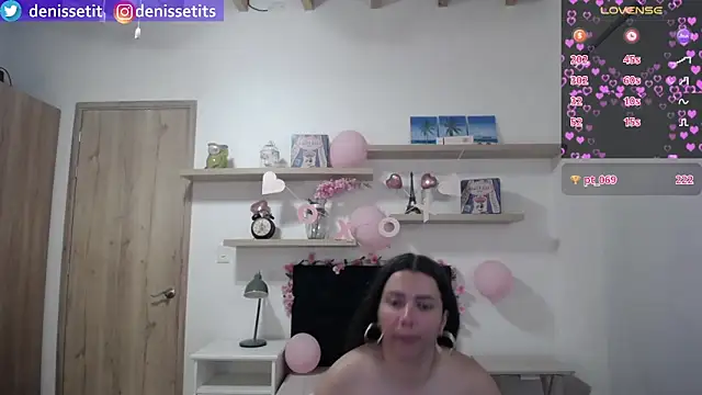 DenisseTits' Live XXX Chat
