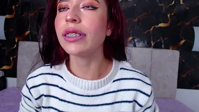 Chatroom XXX en direct de adriscute