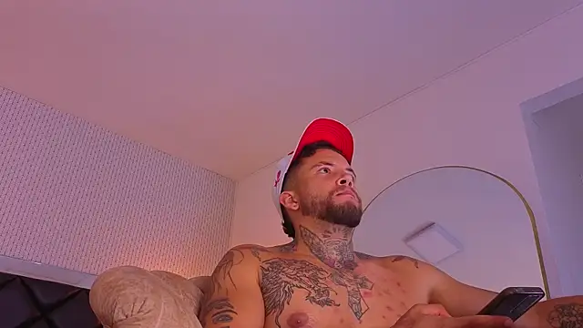 matthew_lennox_n Webbikameraesitys