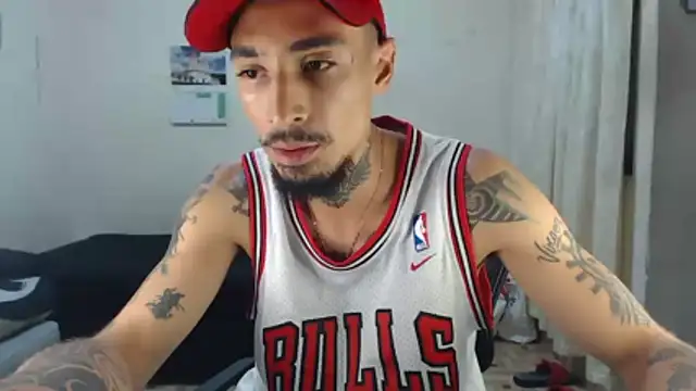 Show webcam de emiliano_hottt