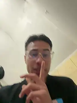 TavoHot_のライブXXXチャット