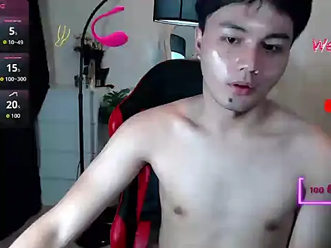 urasiantwink69 在線直播表演