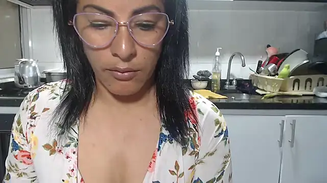 kateleyagrey – Live XXX-chat