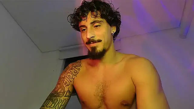 milkoffe's Live XXX Chat