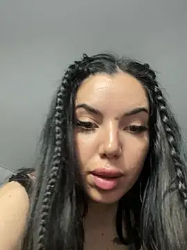 SabrinaDellynのライブXXXチャット