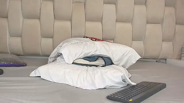 Hanna_lens live XXX chat