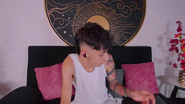 Martony_Storm Adlı Modelin Web Kamerası Şovu