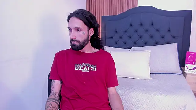 Hisoka_011 Adlı Modelin Web Kamerası Şovu