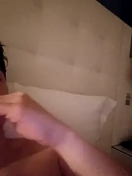 Thuuualvaritoohh's Webcam Show