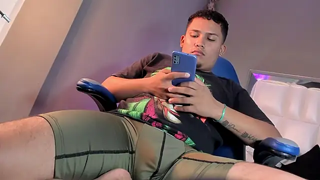 Show modela JEICK_JHONSON na web-kameri