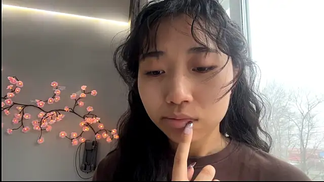 SweetMiaXO: онлайн-секс-чат