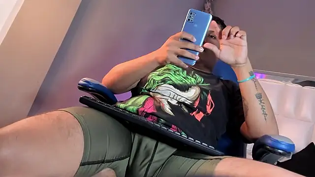 JEICK_JHONSON webcam show